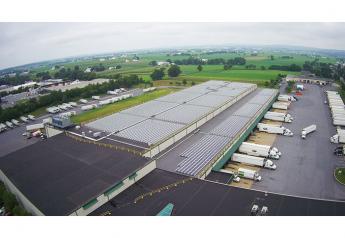 Four Seasons Produce Inc. installed an array of 3,900 solar panels on the company’s warehouse roof. Nelson Longenecker, vice
president of business innovation, says the solar panel array will pay for itself in less than three years and produces 1.3 megawatts of
energy during peak daylight hours.